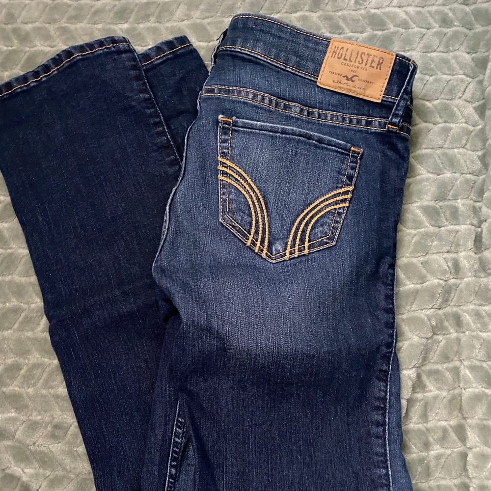 Dark blue Hollister jeans